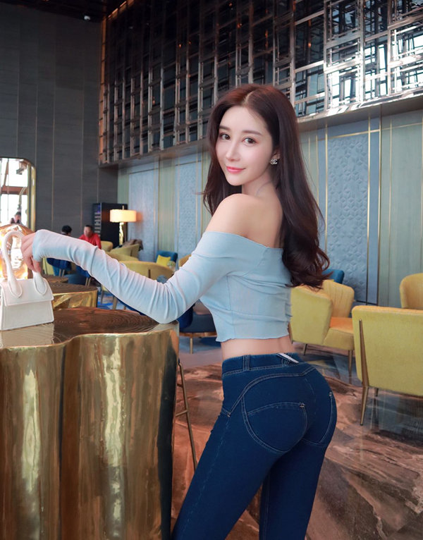 温哥华上门模特