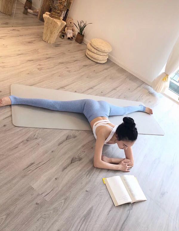 新加坡模特陪游